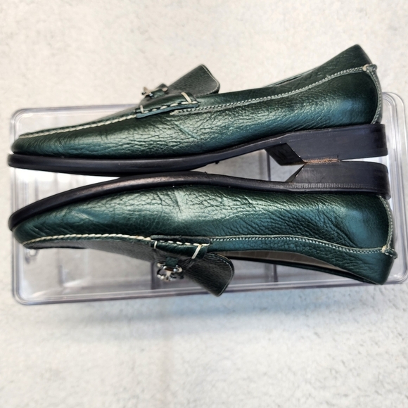 Cole Haan Women's Green Leather Loafers with Silver Buckle Size 8.5B - Picture 7 of 9